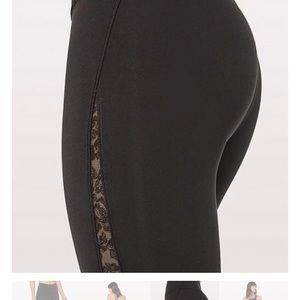 Lululemon Wunder under high rise lace leggings